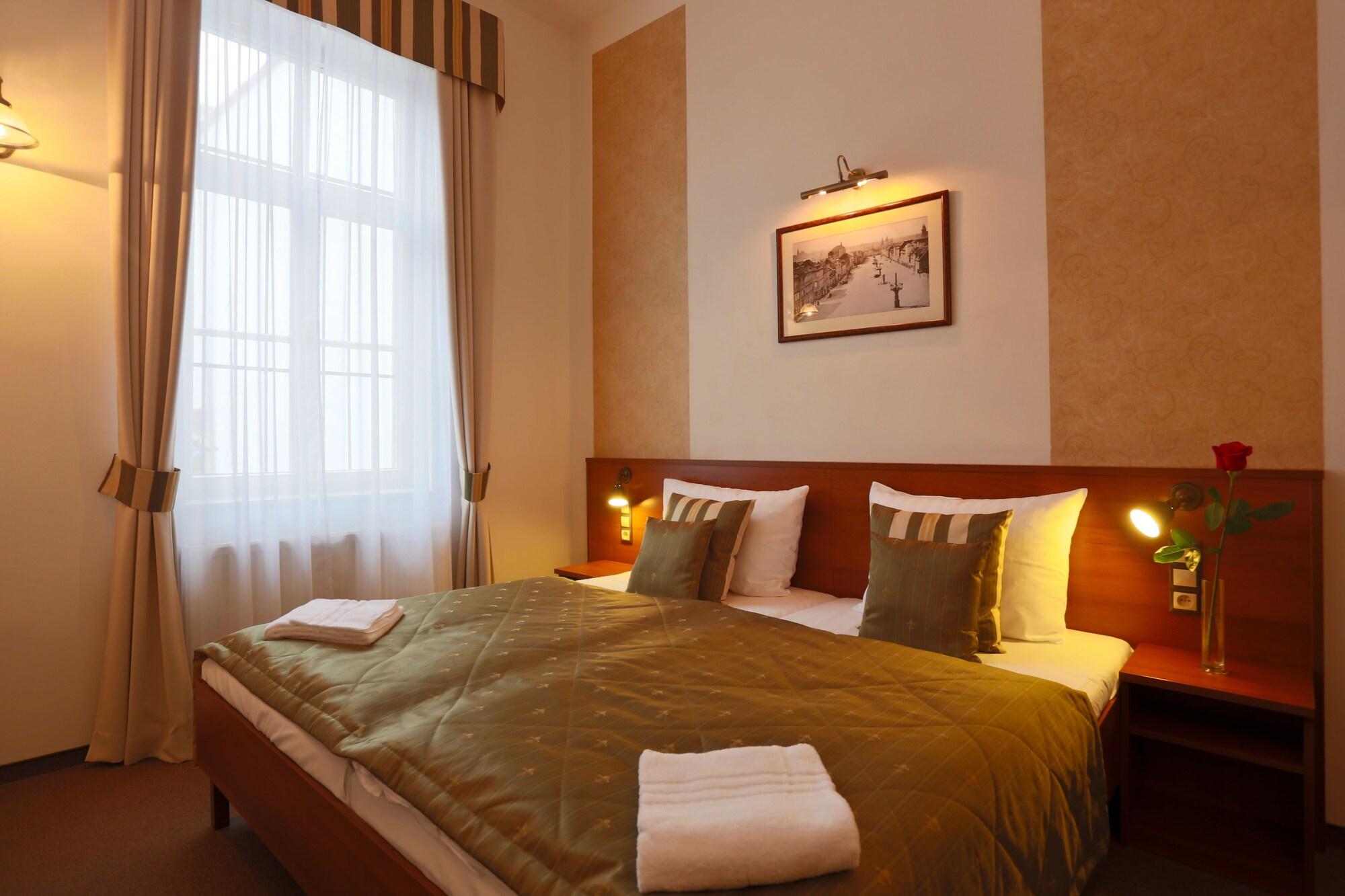 Hotel Svaty Jan Praha Eksteriør bilde