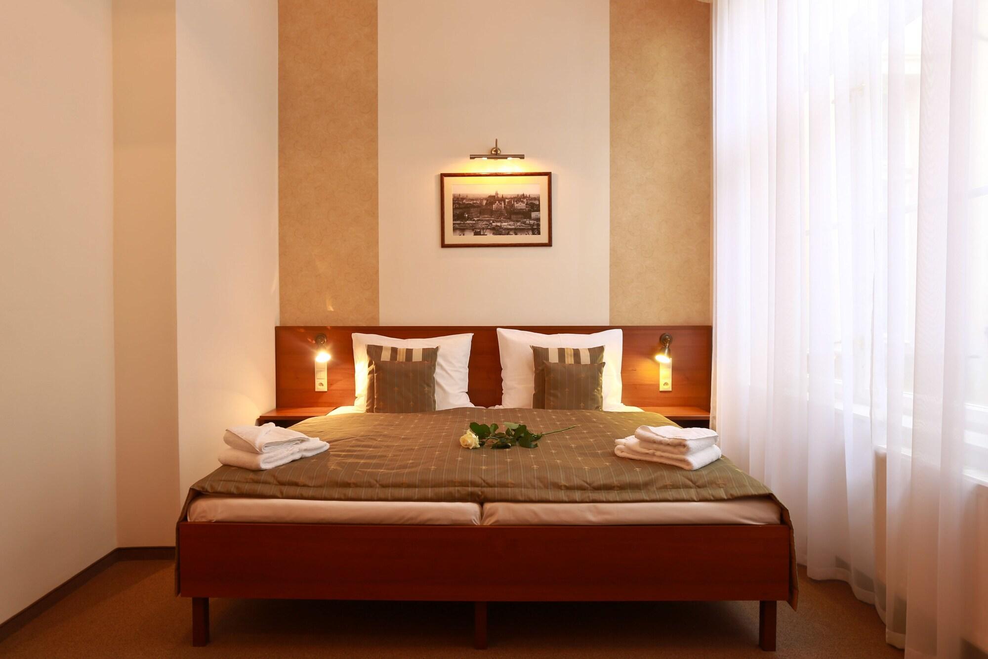Hotel Svaty Jan Praha Eksteriør bilde